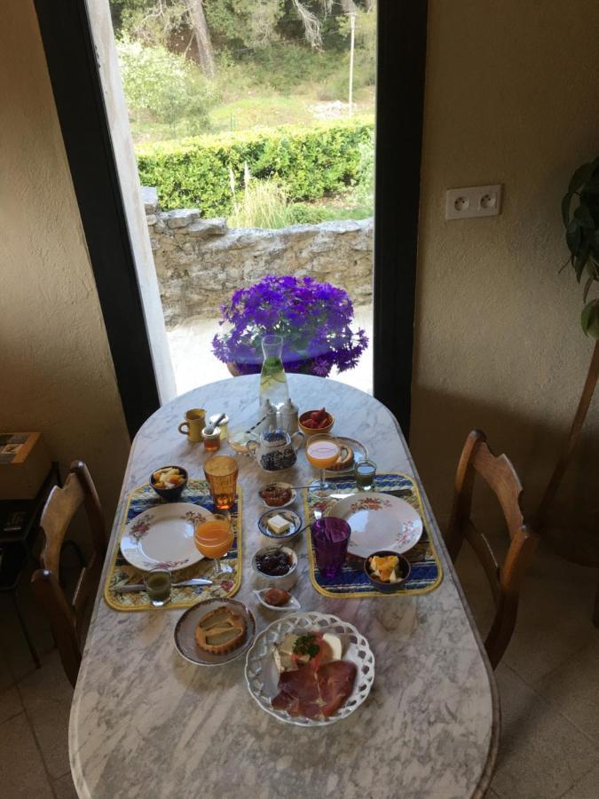 La Bergerie Pradel Bed & Breakfast Le Beaucet Exterior foto